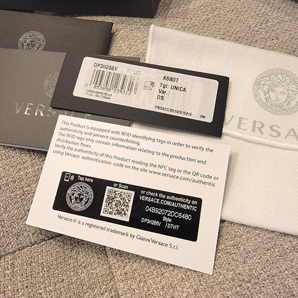 COPY - Versace pink Virtus card holder - Picture 11 of 14